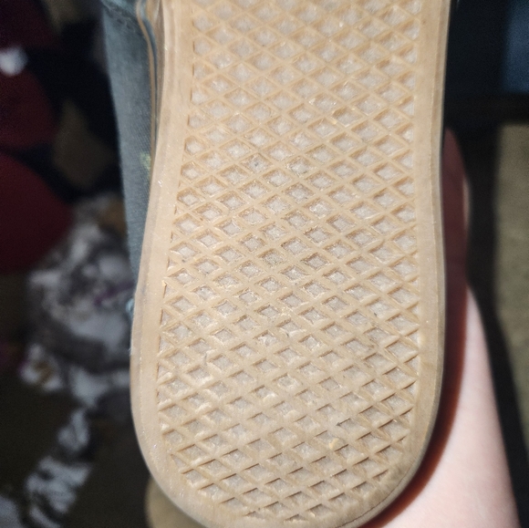 Vans - Picture 4 of 4